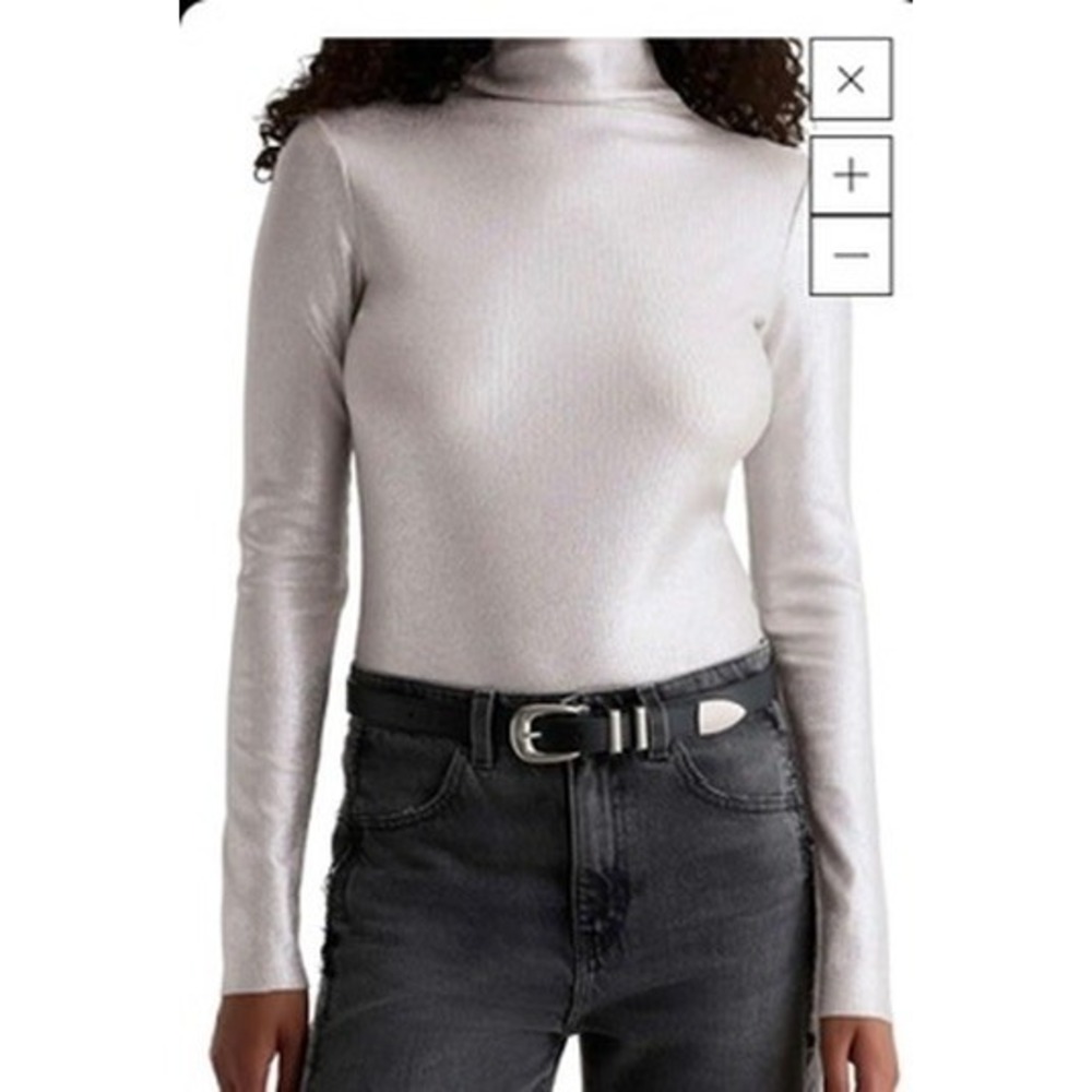 AG Adriano Goldschmied Silver Metallic Ribbed Turtleneck Top Size M